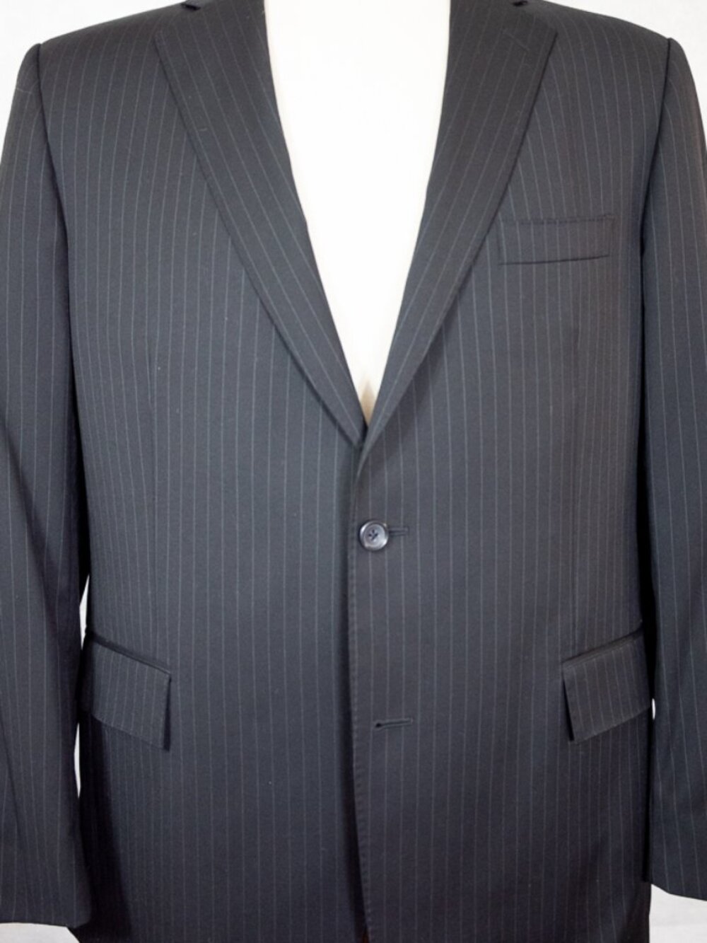 Brooks Brothers 1818 Regent Fit Black W/Gray Stripe Italy Suit Dual Vent 45L 38W